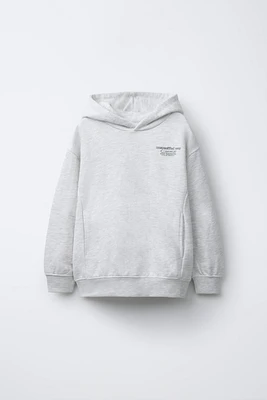 SPORTY HOODED SWEATSHIRT