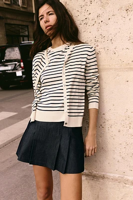 STRIPED KNIT CARDIGAN