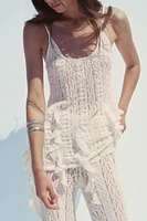 LACE TEXTURE SCALLOPED TOP