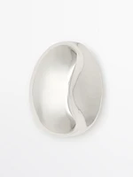 Broche ovale