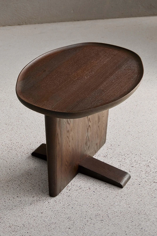 SIDETABLE 03