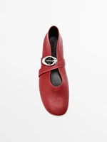Ballerines en cuir avec boucle
