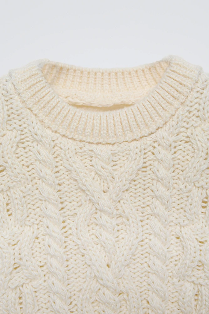 LACE TRIM KNIT SWEATER