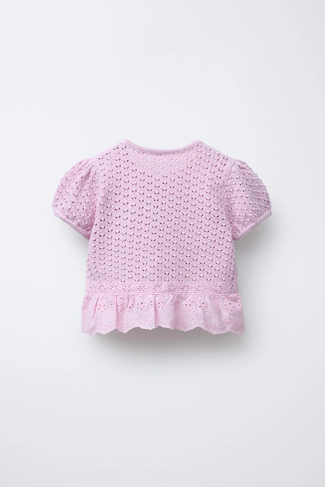 GILET EN MAILLE LACETS DENTELLE