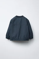 BLOUSON BOMBER LÉGER À TEXTE BRODÉ