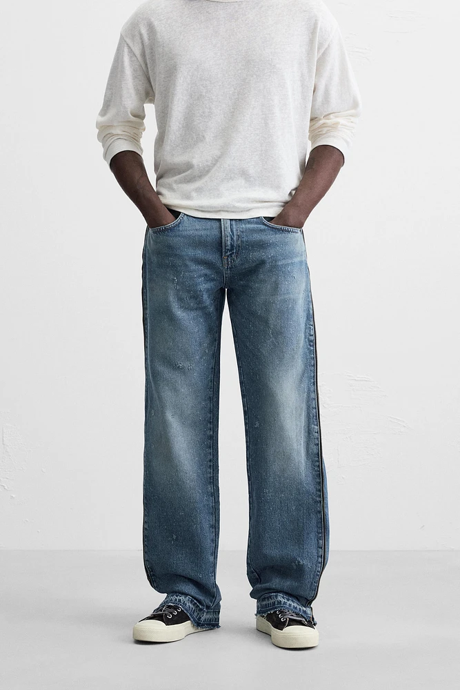 JEAN FLARE AVEC ZIPS