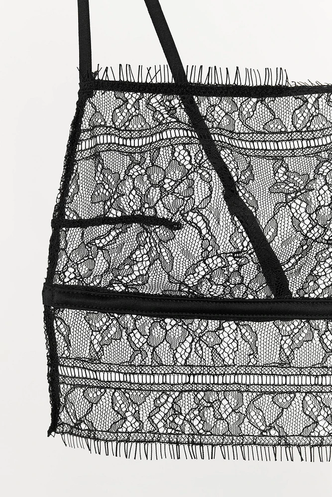 LACE BANDEAU BRALETTE