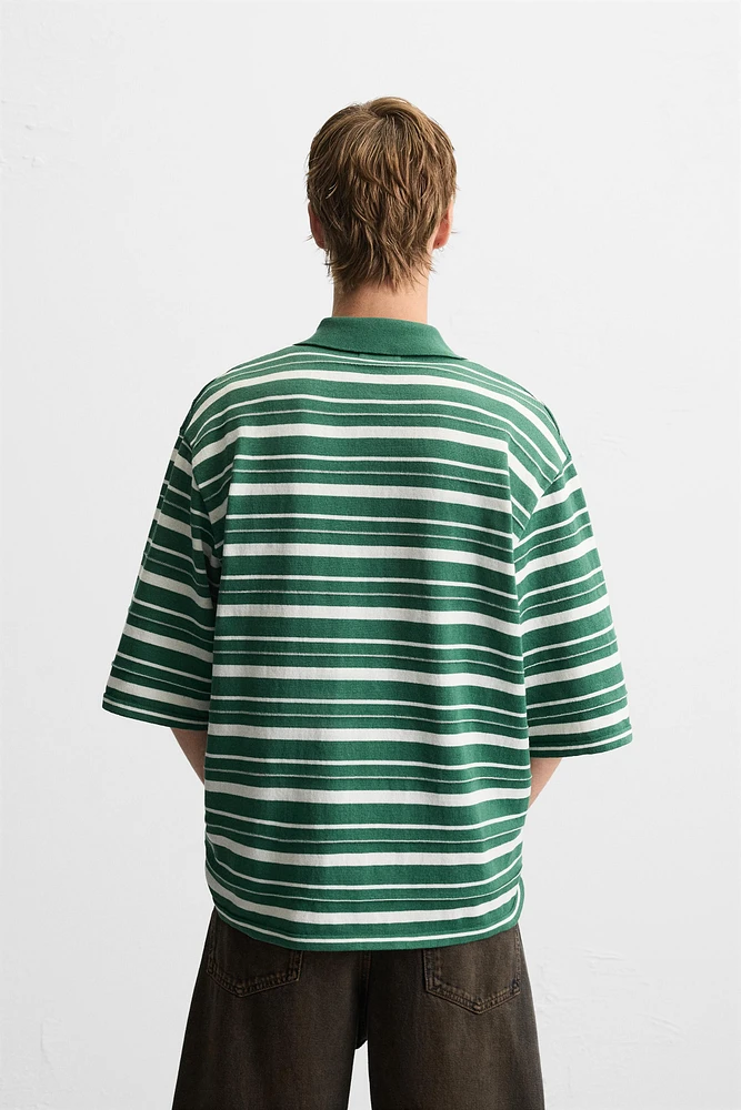 POLO EN MAILLE TEXTURÉE RAYURES