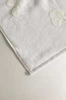 CHILDREN’S  PEANUTS™ SILHOUETTE VELOUR BATH TOWEL