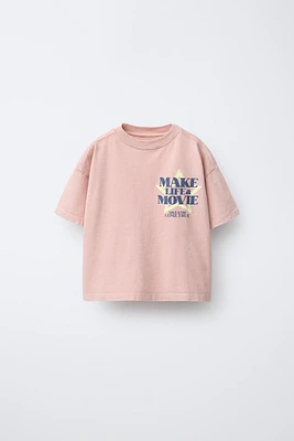 T-SHIRT EFFET DÉLAVÉ ÉTOILE ET INSCRIPTION