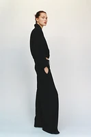 STRAIGHT LEG PANTS