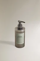 (8.45 oz) POETIC MIND BODY LOTION