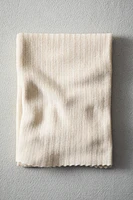 CHILDREN’S ZIG ZAG KNIT BLANKET