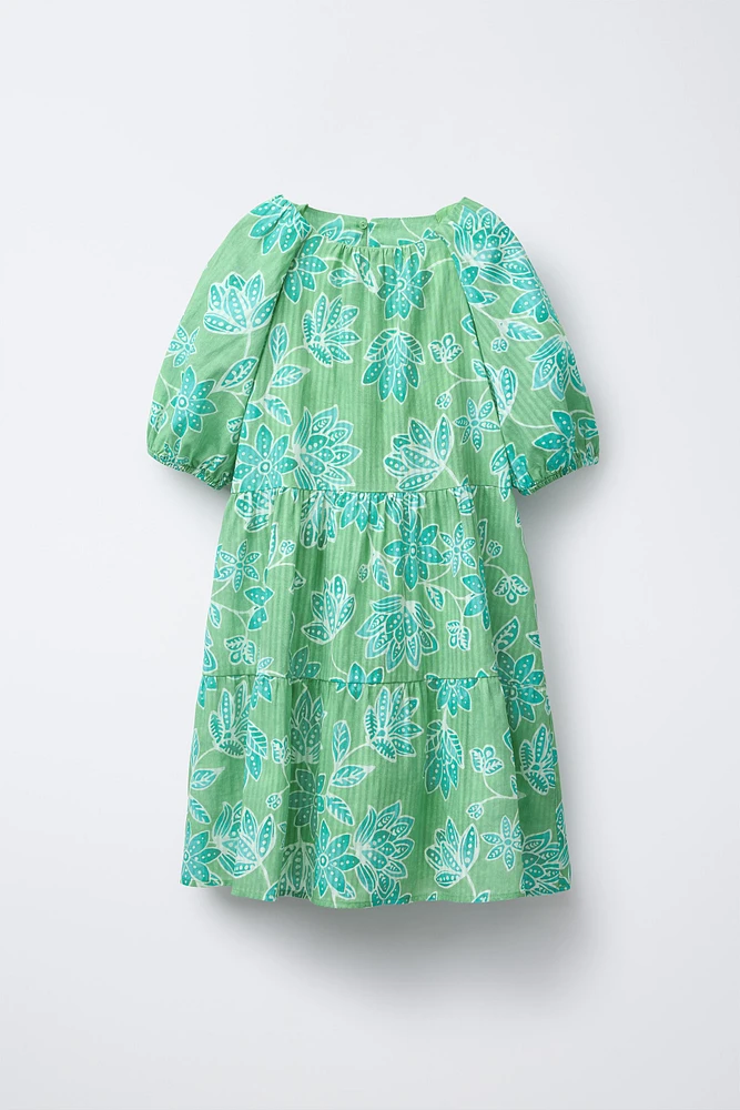 ROBE À EMPIÈCEMENTS FLEURIE