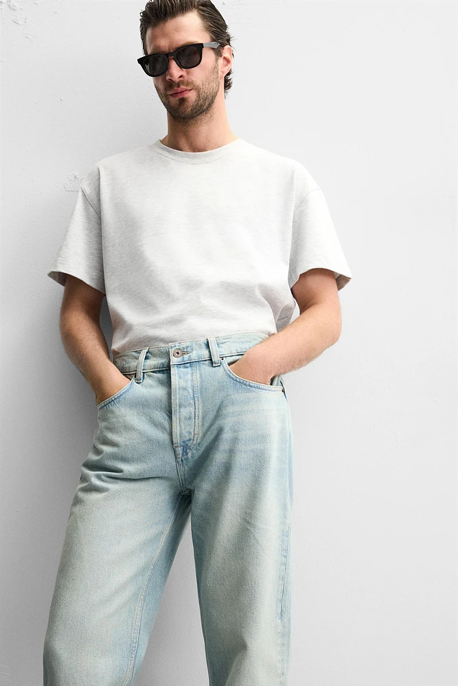JEAN COUPE DROITE LONGUEUR CHEVILLE