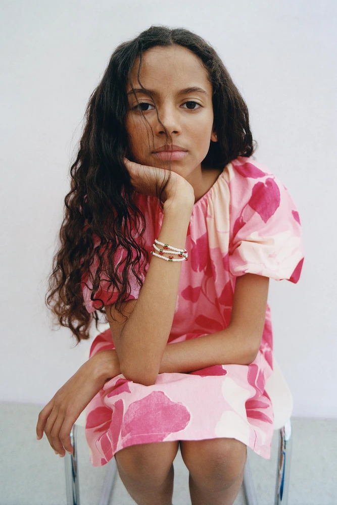 VOLUMINOUS FLORAL DRESS