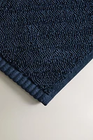 DIAGONAL TEXTURED BATH TOWEL