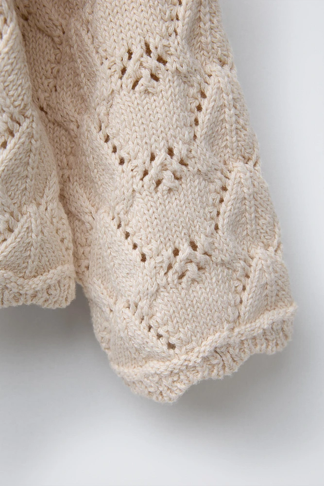 FLORAL KNIT SWEATER