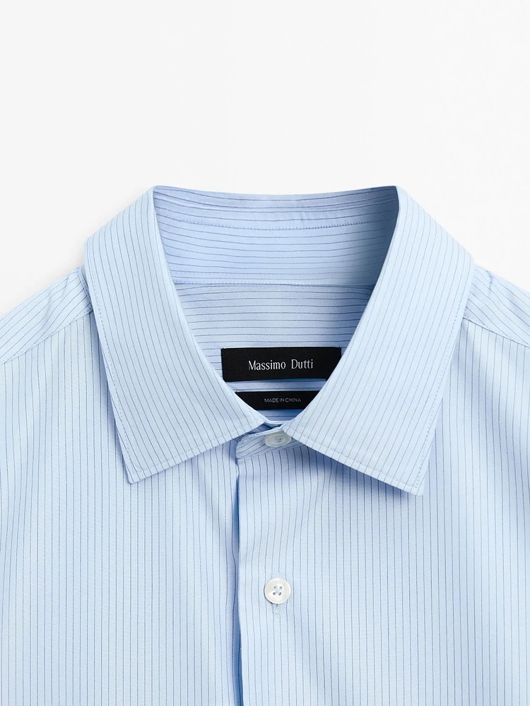Chemise regular fit à rayures en coton mélangé