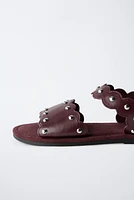 SANDALES À CLOUS