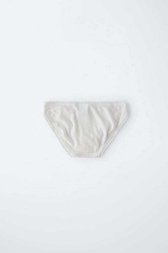 6-14 ANS/ LOT DE TROIS CULOTTES DENTELLE
