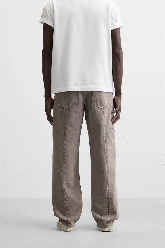 WASHED RELAXED FIT JEANS