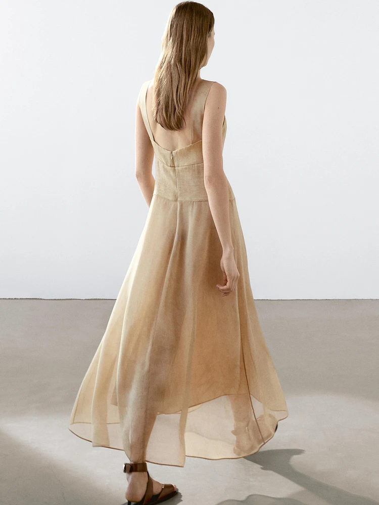 Flowing V-neck midi dress