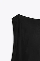 V-NECK TOP