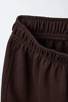 PANTALON EN MAILLE SURJET UNIE