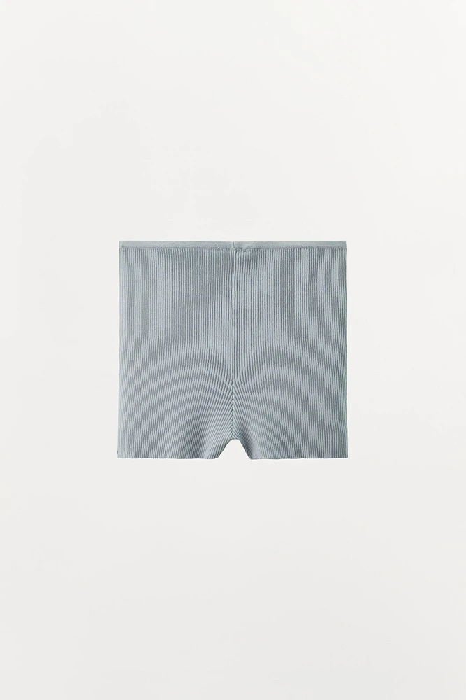 SHORT EN MAILLE CÔTELÉE
