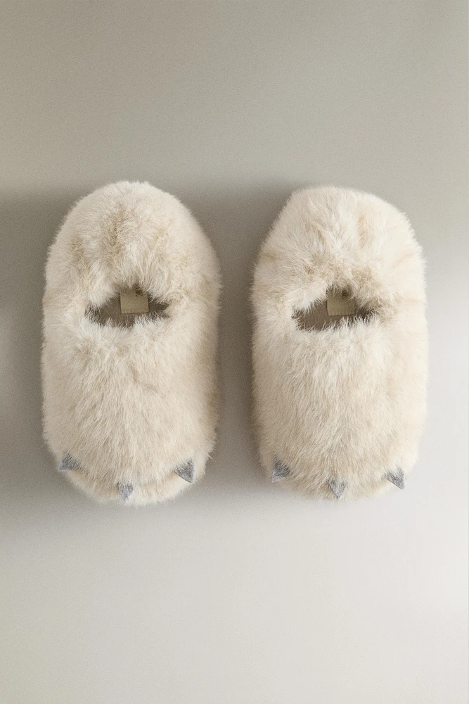 PAW SLIPPERS