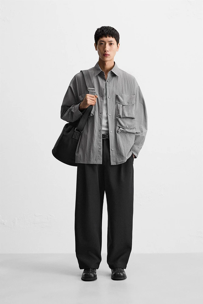 CHEMISE FLUIDE À POCHES UTILITAIRES