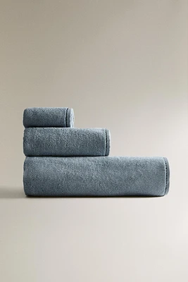 SERVIETTE DE BAIN SURPIQÛRE ONDULÉE