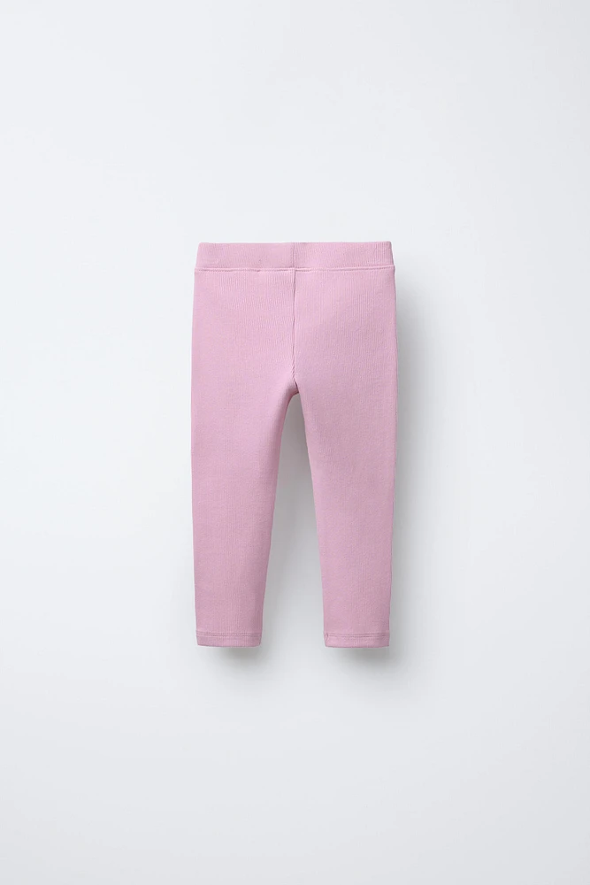 LEGGING CÔTELÉ À ÉTIQUETTE