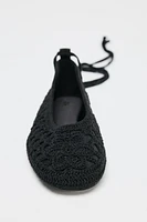 TIE CROCHET BALLET FLATS