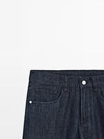 Lightweight tapered fit jeans