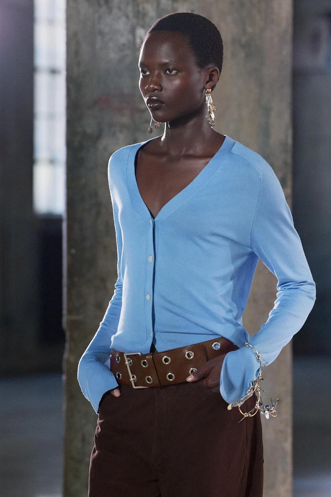 FINE KNIT CARDIGAN