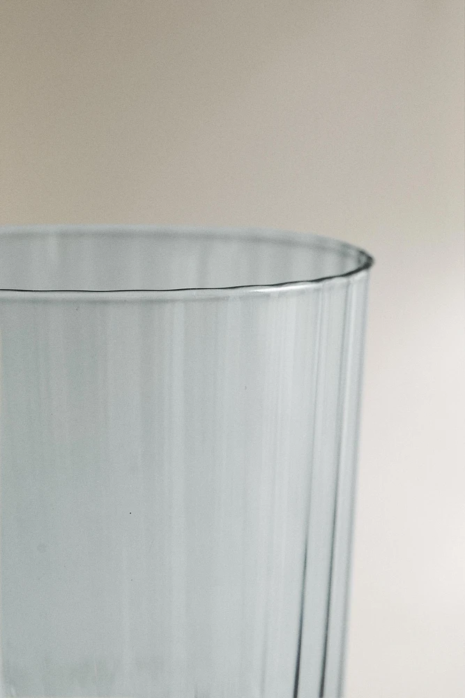 RAISED DESIGN GLASS TUMBLER