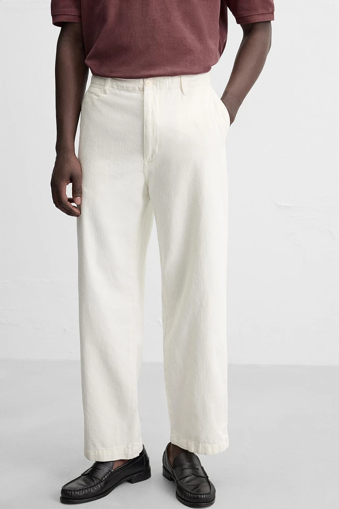 PANTALON CHINO À CHEVRONS