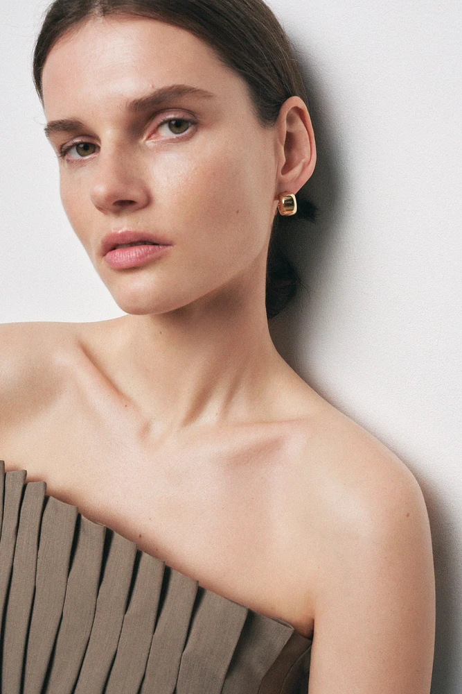 PACK OF HALF HOOP EARRINGS