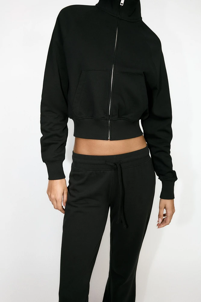ZIP UP SWEATSHIRT
