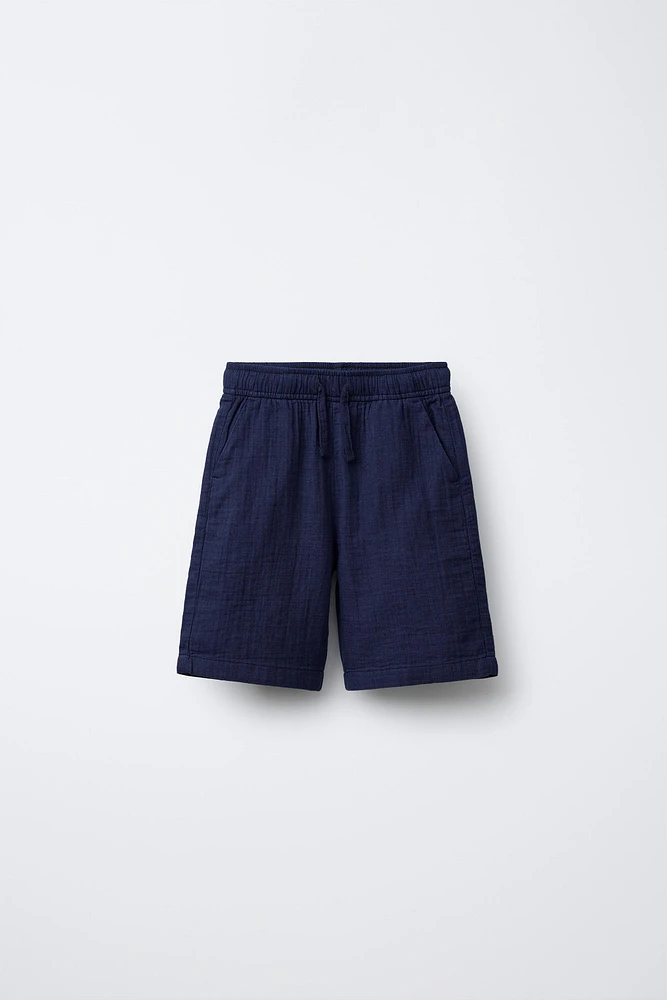 TEXTURED SHORTS