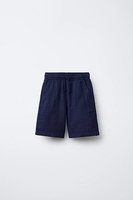 TEXTURED SHORTS