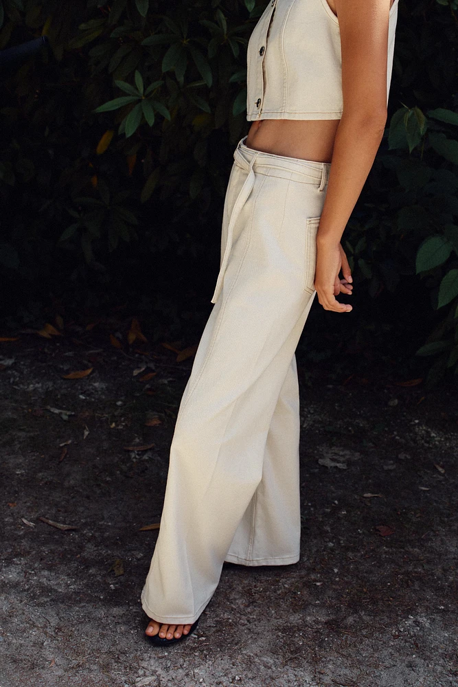 Z1975 HIGH-WAISTED BOOTCUT BELTED JEANS
