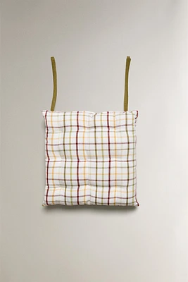 DYED THREAD SEAT CUSHION