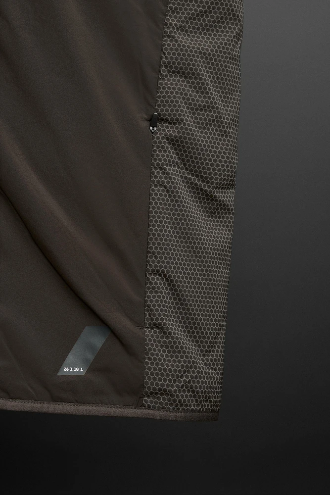 LIGHTWEIGHT TECHNICAL VEST
