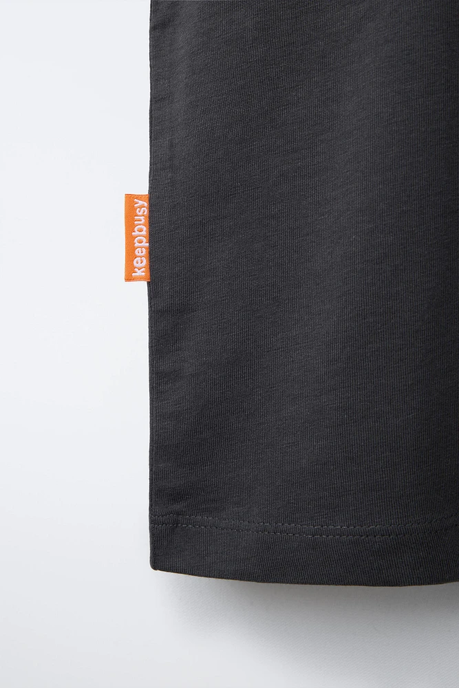 T-SHIRT IMPRIMÉ GRAFFITI
