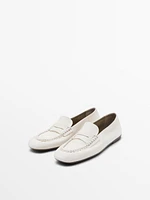 Mocassins souples avec patte