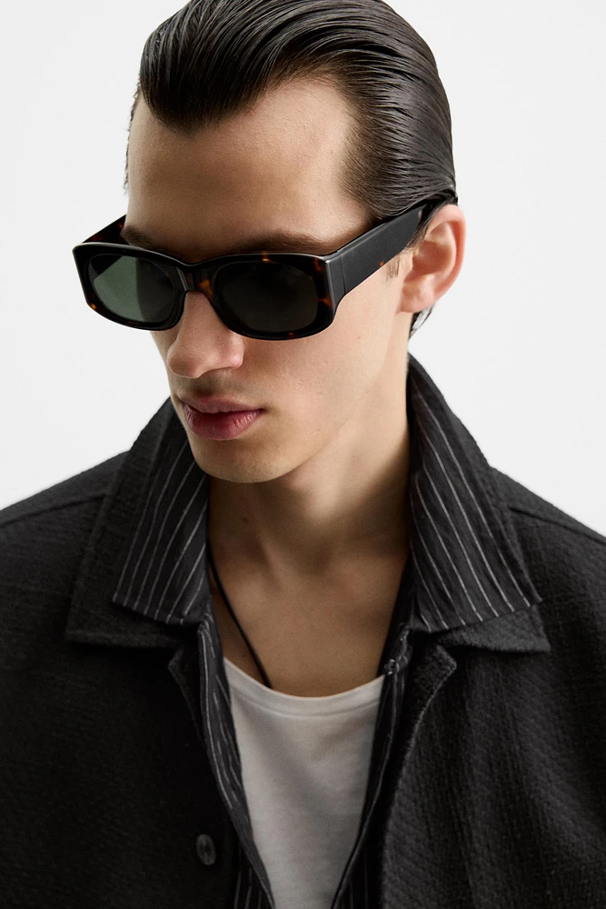 TEXTURED REGULAR FIT OVERSHIRT