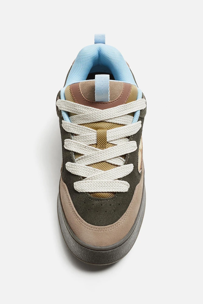 TENNIS MULTICOLORES